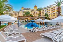 KIRMAN PREMIUM SIDEMARIN BEACH-SPA Pools & Beach